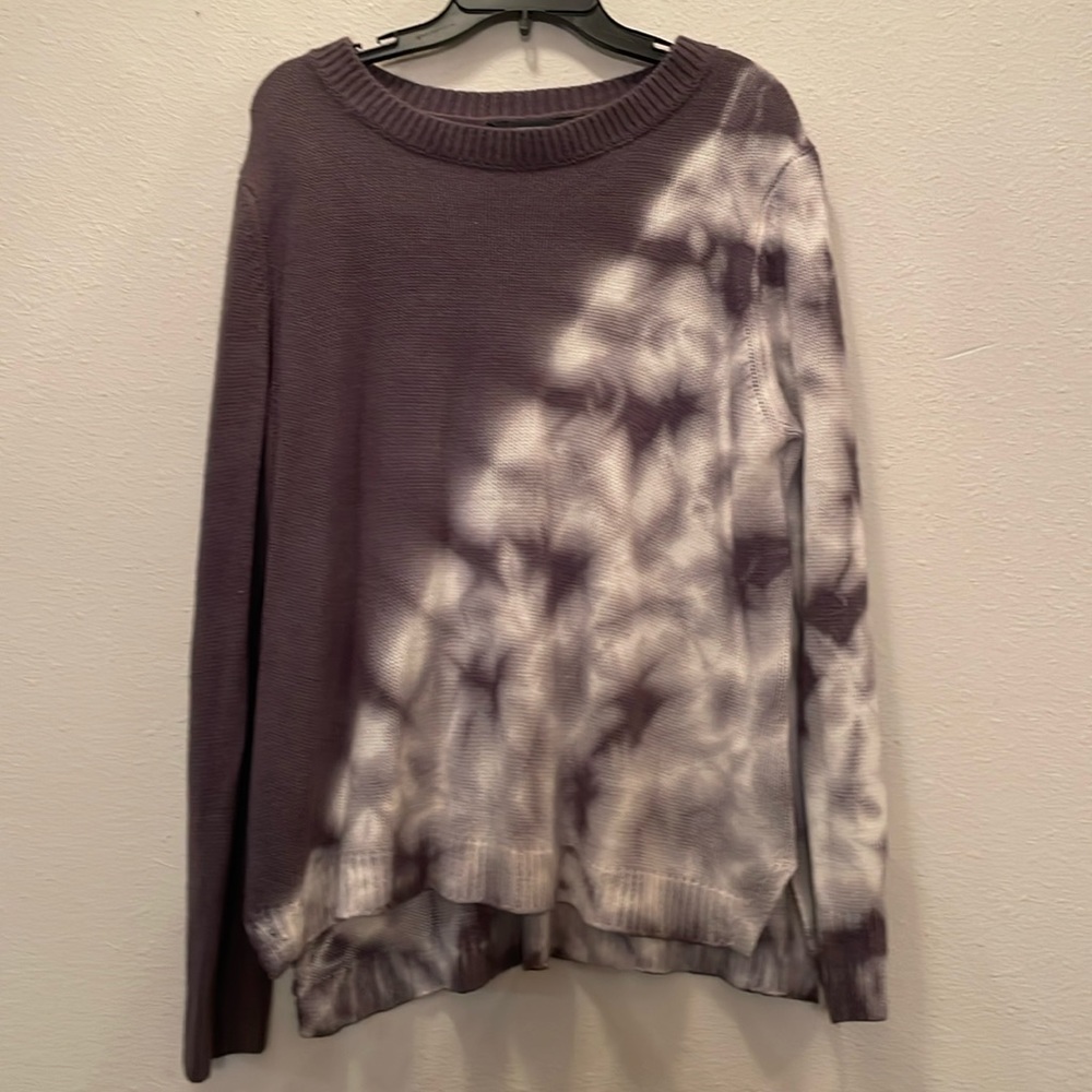 Womens sweater size XXL, brown and tan.